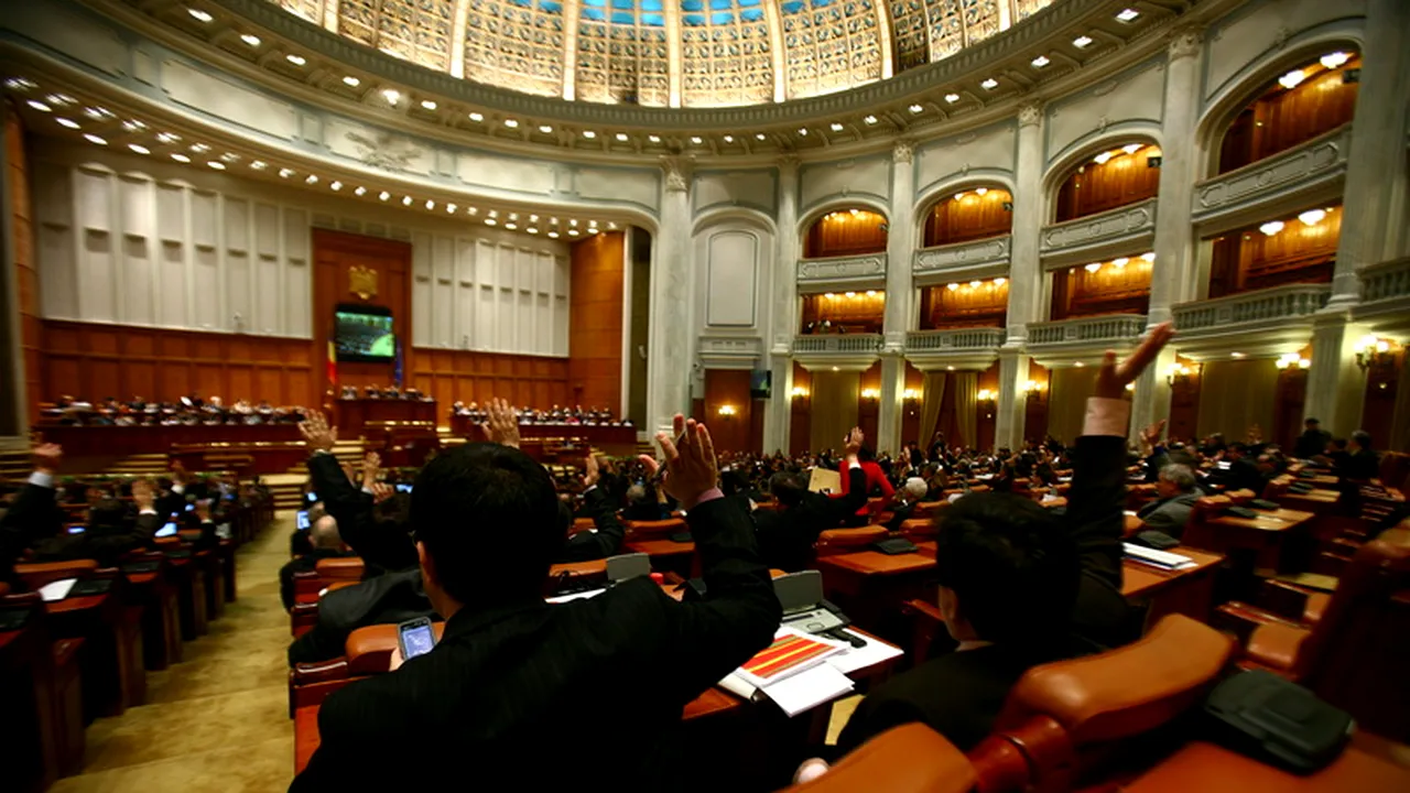 USR-PLUS reacționează: Iohannis să convoace partidele la negocieri privind funcția de comisar european