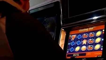 Ce a făcut un tânăr botoșănean după ce și-a pierdut toți banii la păcănele