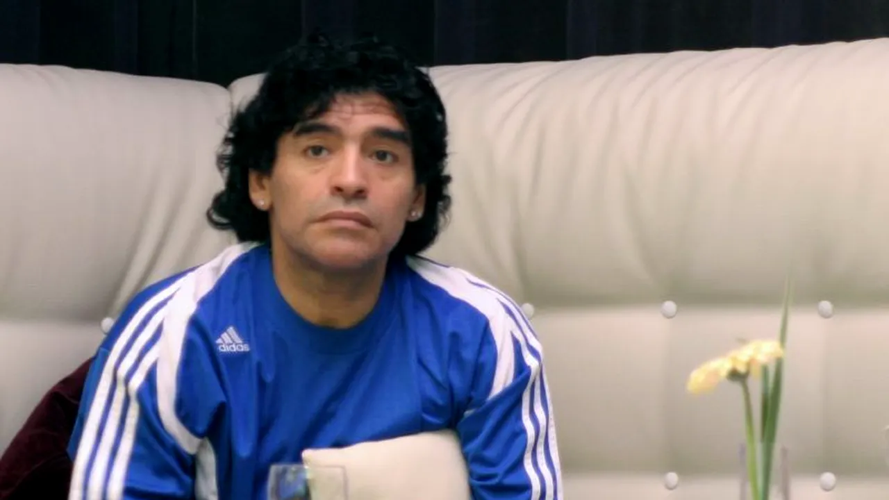 Maradona a fost operat la ochi. Cum se simte fostul fotbalist