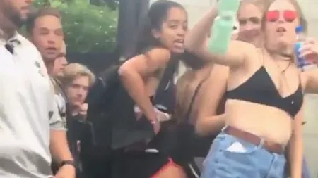 Fiica lui Barack Obama, dans lasciv la un concert în SUA