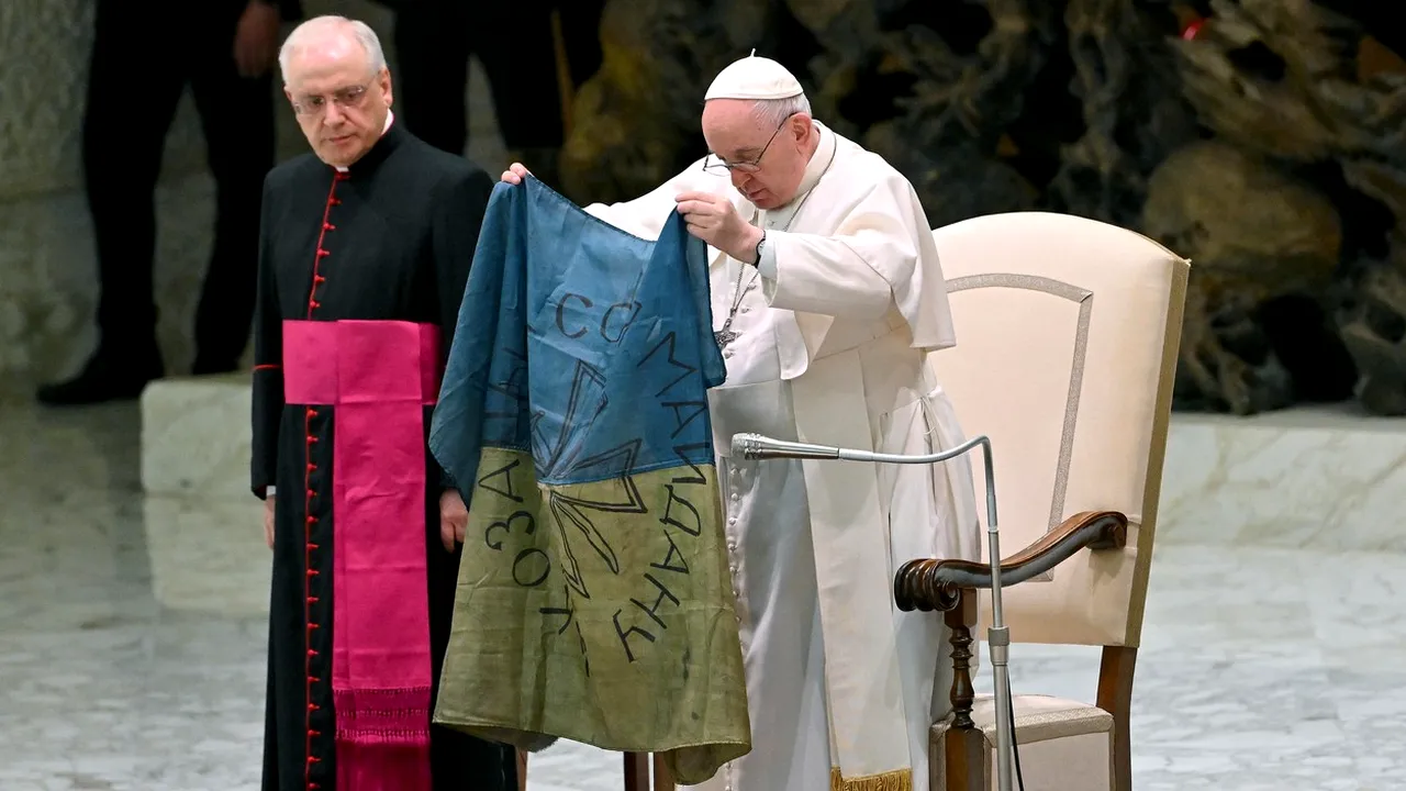 Papa Francisc denunţă o „cruzime tot mai oribilă” în Ucraina, făcând referire la masacrul de la Bucea