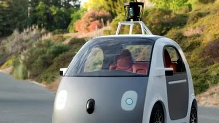 Două vehicule fără șofer, aproape de o coliziune în SUA. Google și Delphi neagă informațiile