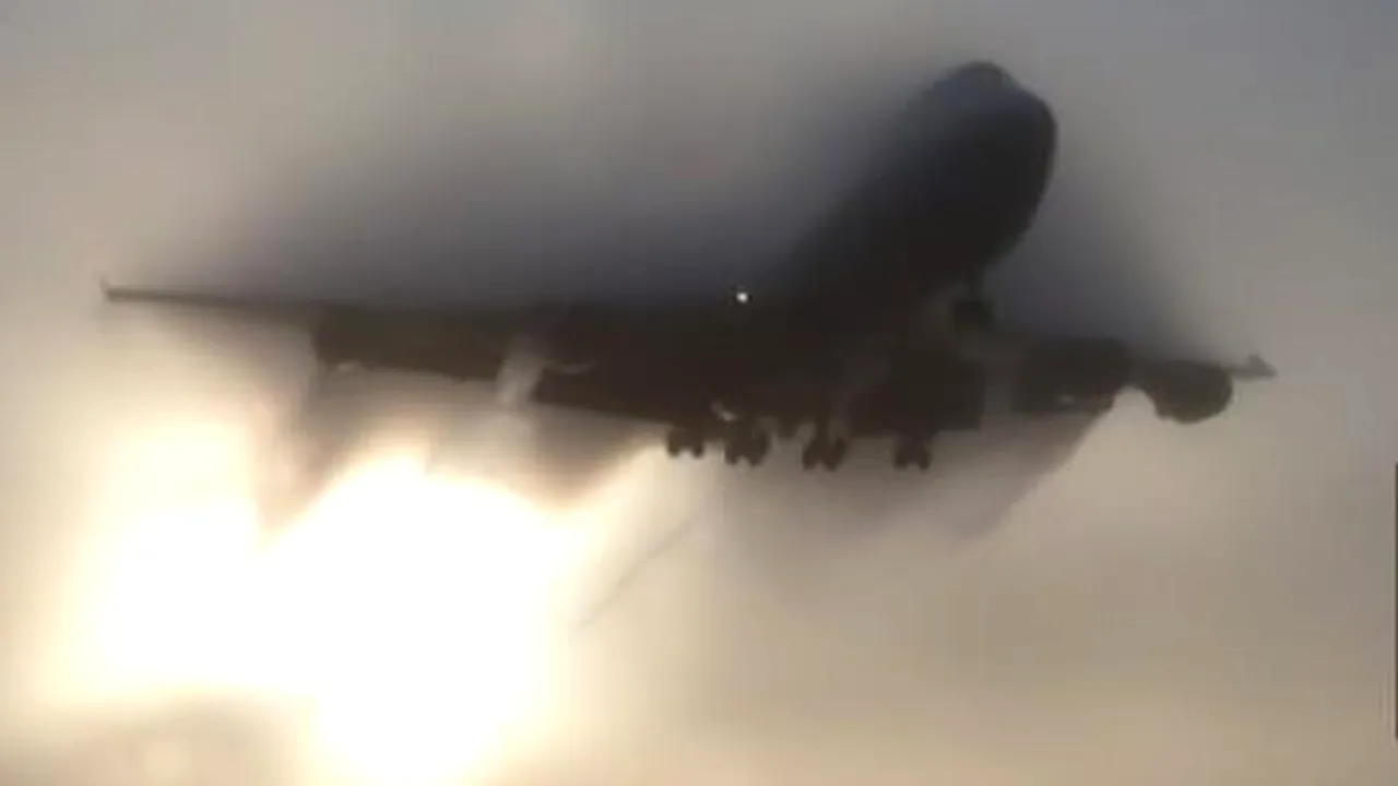 Un nou incident aviatic în care este implicată o aeronavă AirAsia. Compania neagă faptul că avionul a avut o problemă majoră: „Sunt informații stupide