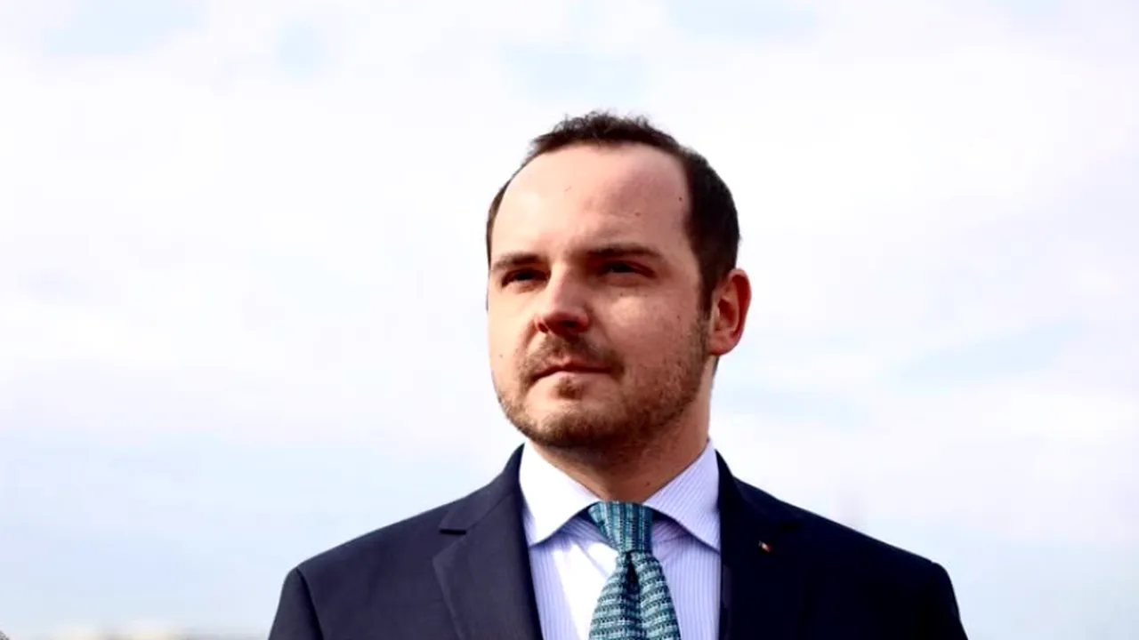 Alexandru Rogobete, mesaj pentru Ilie Bolojan: „Opriți-vă o clipă! Lăsați rapoartele. Lăsați strategiile”