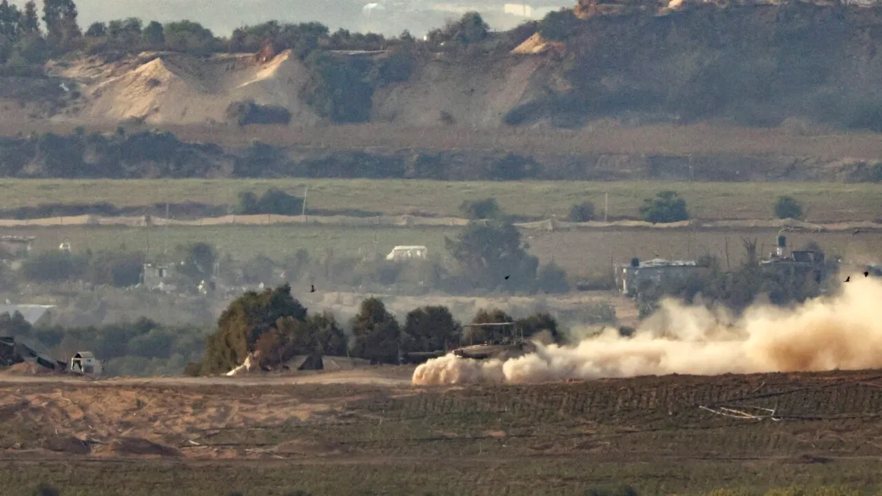 Hezbollah a intensificat atacurile asupra Israelului / Unul dintre liderii opoziției îl critică pe Netanyahu