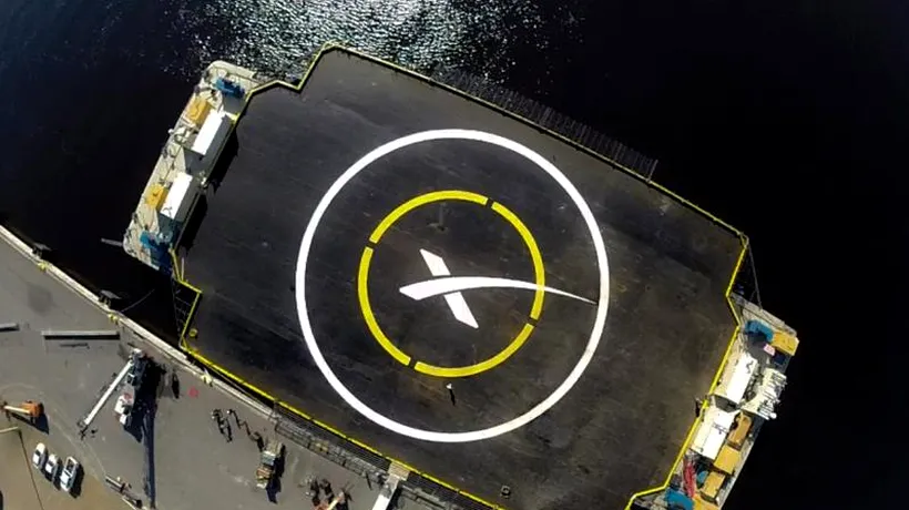 Compania SpaceX a reușit să lanseze capsula Dragon, dar nu a reușit să aterizeze cu lansatorul pe o barjă