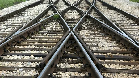 Reabilitarea a 144 km de cale ferată pe traseul Curtici - Simeria va costa 2,44 miliarde euro