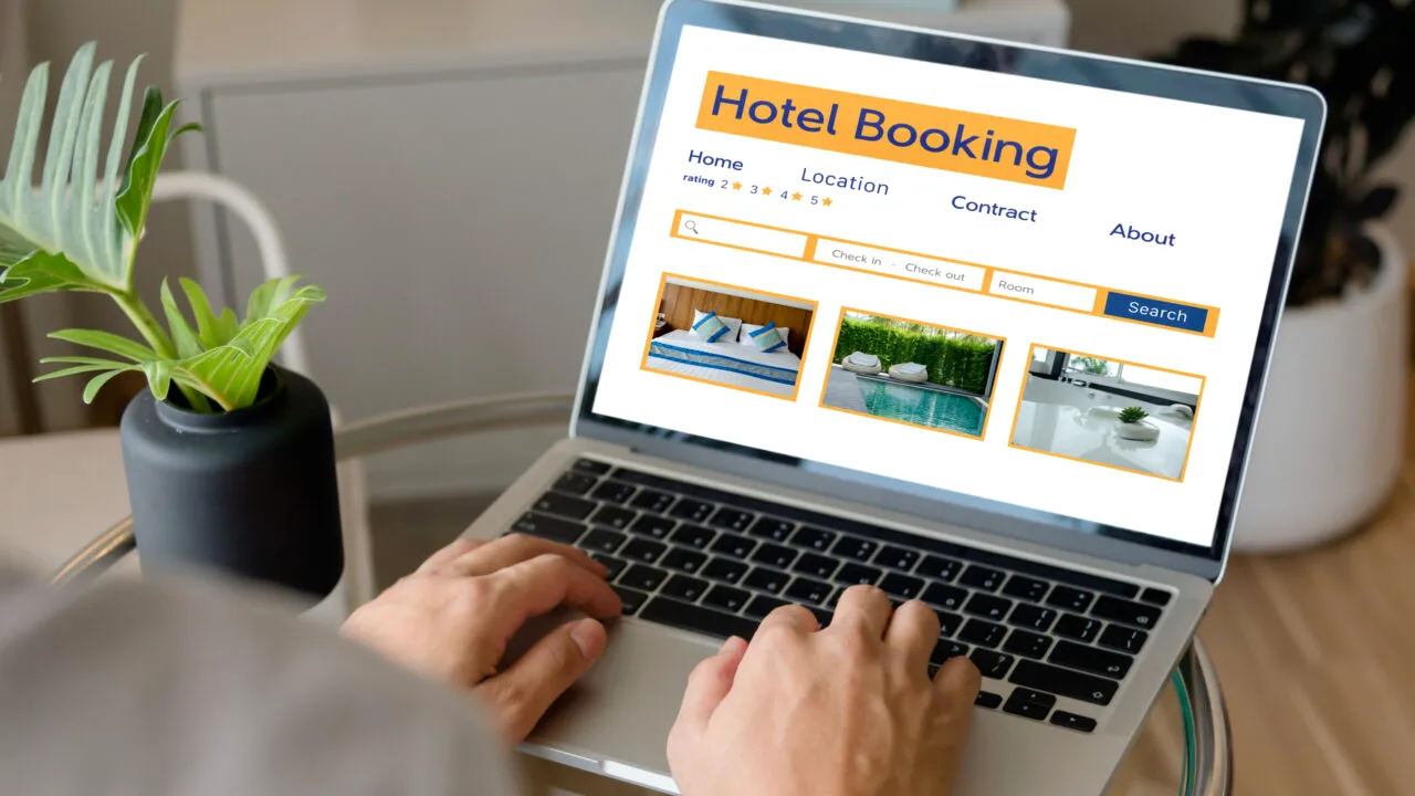Airbnb și Booking iau amploare în România. Câte locuințe pot fi închiriate pe termen scurt, la nivel național