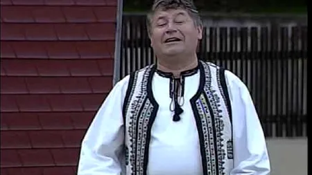 Rămas șomer, un interpret de muzică populară a fost nevoit să facă o „meserie strict de femei