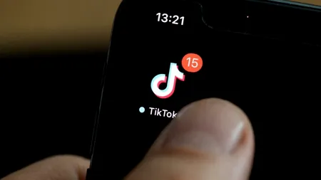 CENZURĂ. TikTok își cere scuze după ce a fost acuzat de cenzurarea postărilor cu hashtag-urile #BlackLivesMatter și #GeorgeFloyd