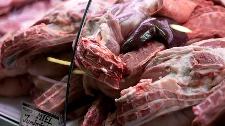 Specialiștii în nutriție ne spun câtă CARNE este recomandat să mâncăm săptămânal și ce se întâmplă dacă depășim cantitatea respectivă