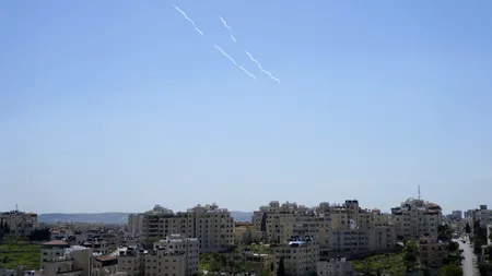 Alertă în Tel Aviv /RACHETE lansate de militanții huthi din Yemen, interceptate de armata israeliană