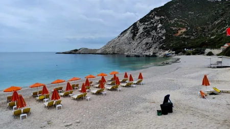 Ce a pățit o româncă în timp ce era în vacanța în Grecia. Femeia cere ajutorul conaționalilor