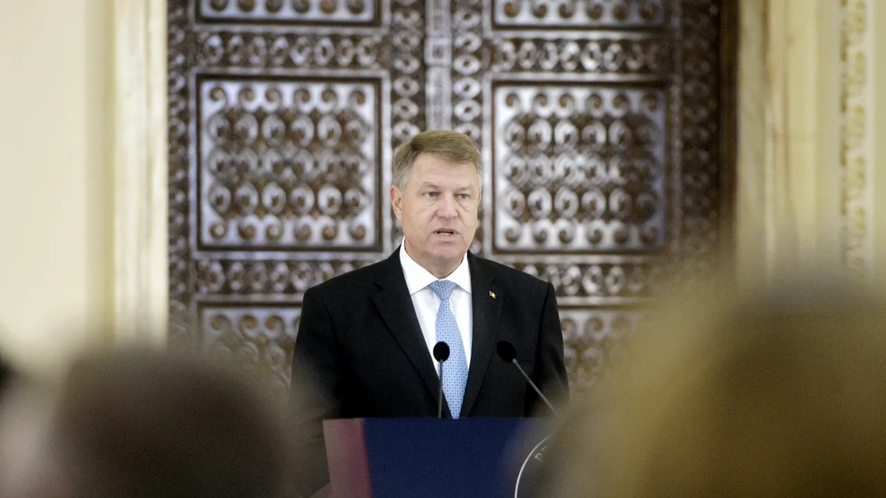 Iohannis convoacă CSAT, după scandalul de la Apărare. Ce i-a cerut lui Tudose