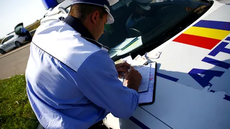 Ce au descoperit polițiștii în mașina unui bărbat pe care l-au oprit pe A 1 pentru că avea un comportament suspect