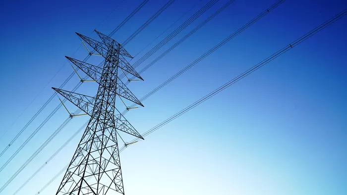 Nou record de consum de energie în România, în plină alertă. A trecut de pragul de 8.000 MW, marți seară