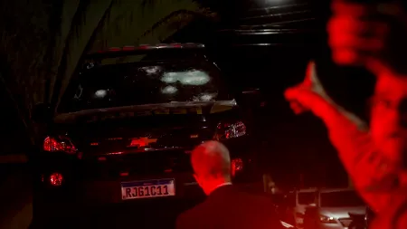 Brazilia: Un fost deputat, susţinător al preşedintelui de extremă-dreaptă Jair Bolsonaro, a atacat cu grenade poliţiştii veniţi să-l aresteze