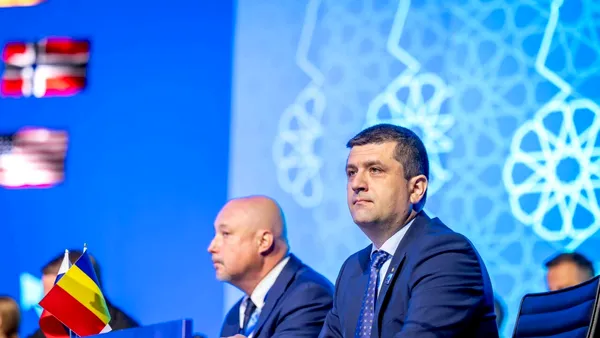 Miruță se laudă de la Ankara: „Am început să repornim producția militară în fabricile din țară”