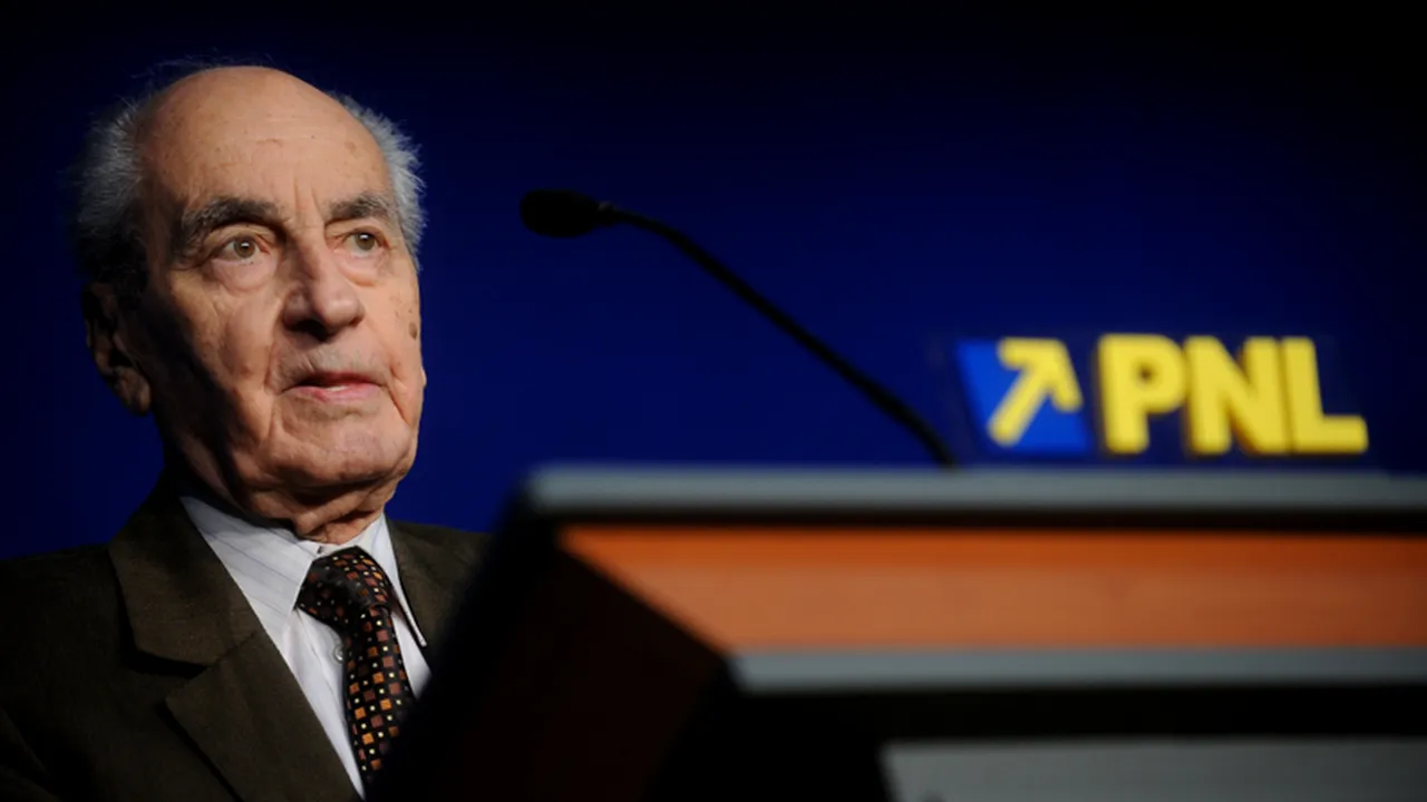 Mesajul lui Mircea Ionescu Quintus pentru liberali: Nu-i mai cereți demisia lui Ponta