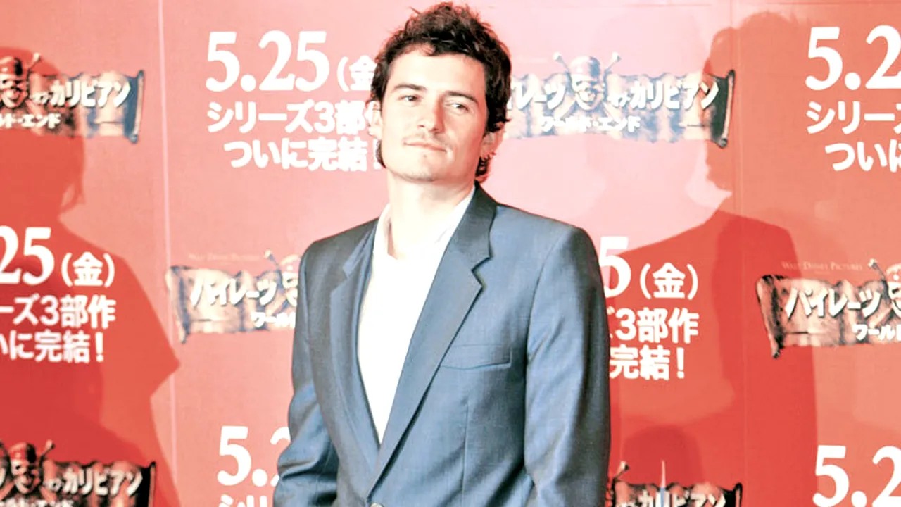 Orlando Bloom a primit o stea pe Walk of Fame din Los Angeles