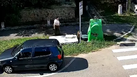 VIDEO: O femeie din Timișoara a fost amendată cu 30.000 de lei, după ce a abandonat o saltea pe domeniul public