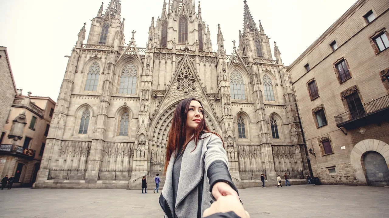 Cum poți petrece Dragobetele într-un oraș european, pe bani puțini