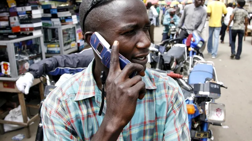 Plata prin telefonul mobil ia avans în statele africane, în timp ce în România doar 1% din populația a achitat o factură prin SMS