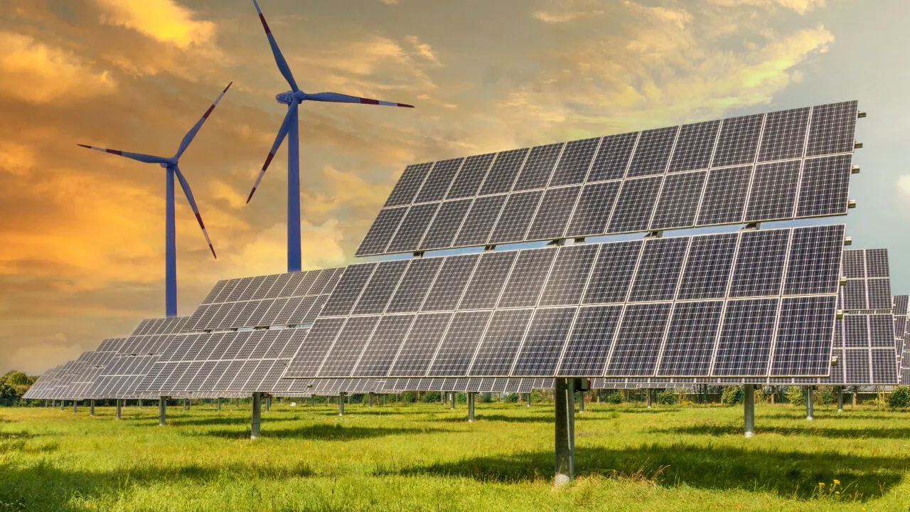 Eurostat: Aprovizionarea cu energie provenită din surse regenerabile a CRESCUT în 2024 la nivelul UE