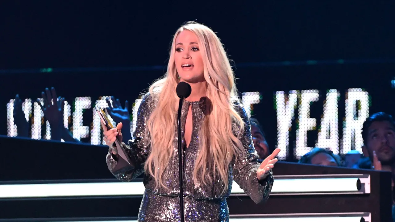 Cântăreața country Carrie Underwood va primi o stea pe Walk of Fame

