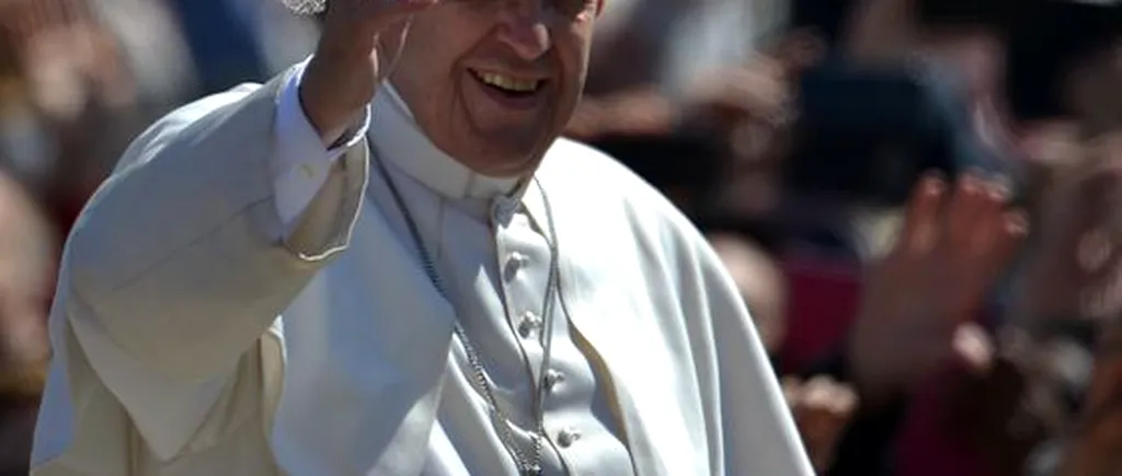 Papa Francisc a aprobat oficial modificarea rugăciunii „Tatăl Nostru pentru slujbele catolice