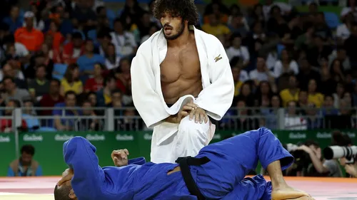 Cubanezul Asley Gonzalez, fost campion mondial la judo, a primit cetăţenia română