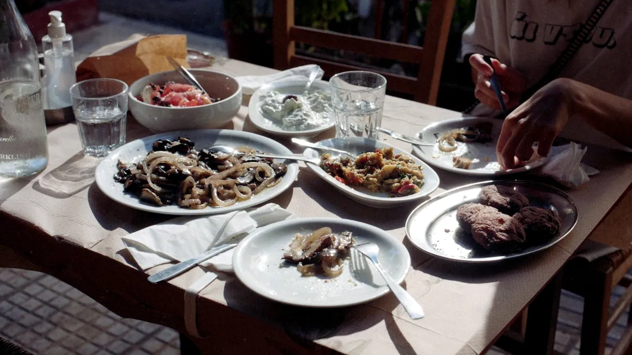 Produsul pe care să nu-l comanzi NICIODATĂ în restaurantele din Grecia. Este o mare lipsă de respect