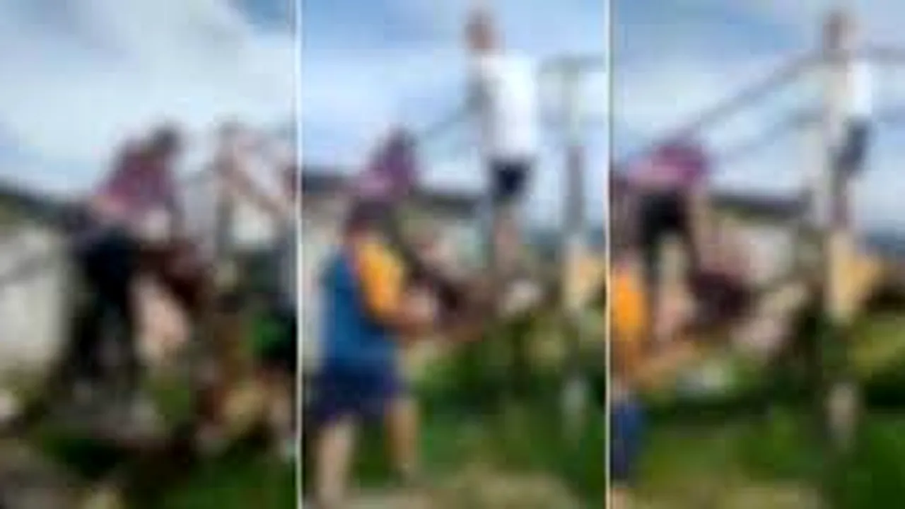 Bătaie între două adolescente, în Hunedoara