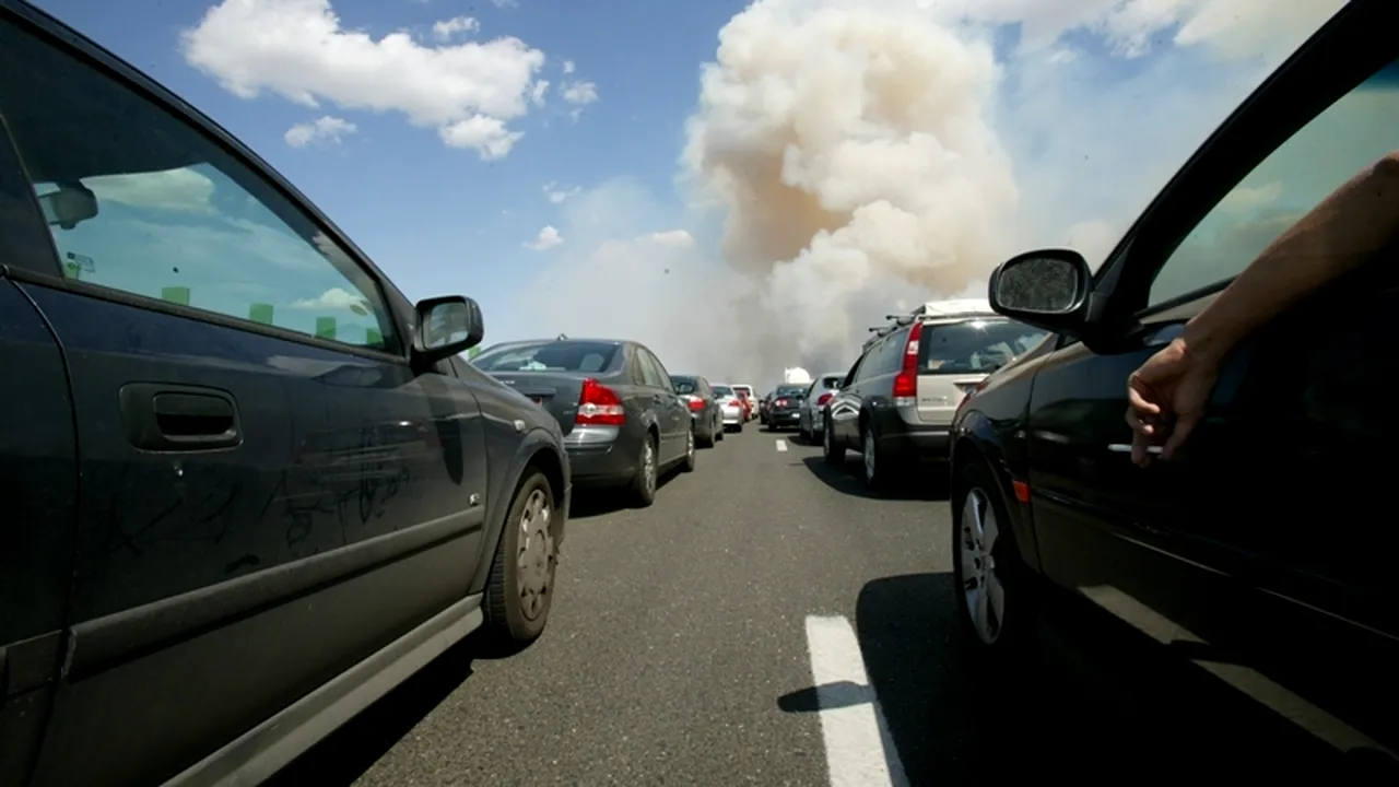 Cozi de kilometri pe A2 după un week-end cu gradul de ocupare de 100%. Restricțiile de circulație pe DN 1, dinspre Brașov către Valea Prahovei, au fost ridicate