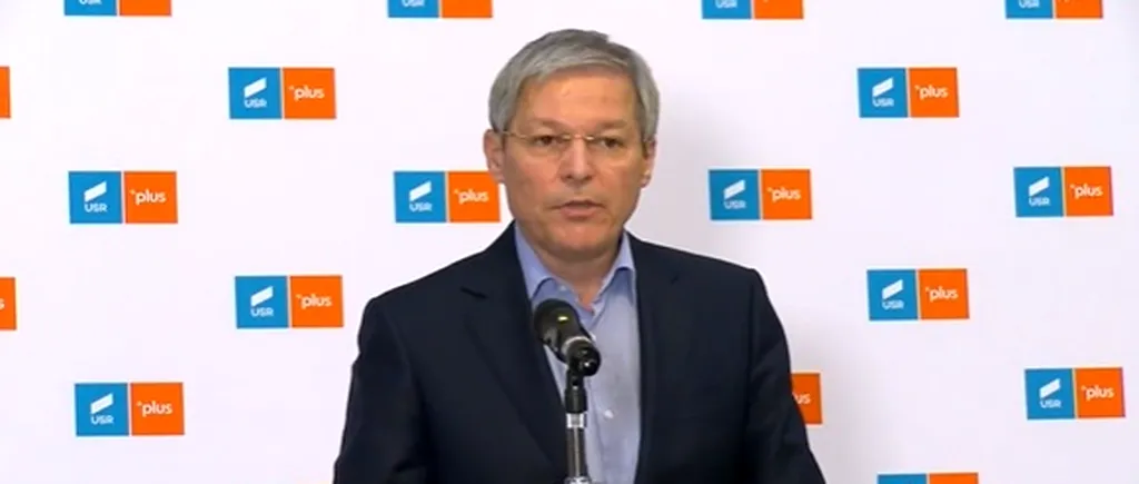 Dacian Cioloş solicită PNL şi PSD să propună rapid un program de guvernare şi o echipă cu care să vină în Parlament