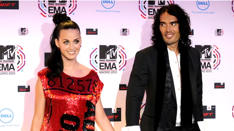 Russell Brand a divorțat de Katy Perry prin SMS