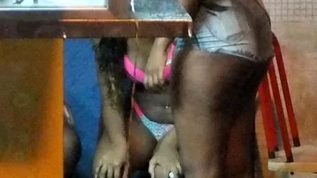 Cum vor fi primiți suporterii englezi de prostituatele din Brazilia: ''Vin de departe, le facem reducere''. VIDEO