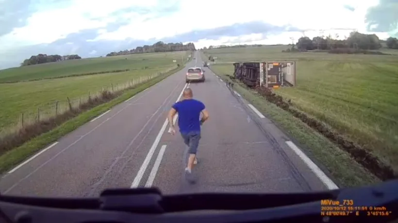Șofer român de TIR, erou în Franța! Cum i-a salvat viața unui coleg: „L-am găsit în cabină, cu centura în jurul gâtului” (VIDEO)
