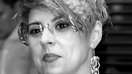 Autoarea Irina - Cristina Țenu: „Cărțile mele sunt oglinda sufletului meu”