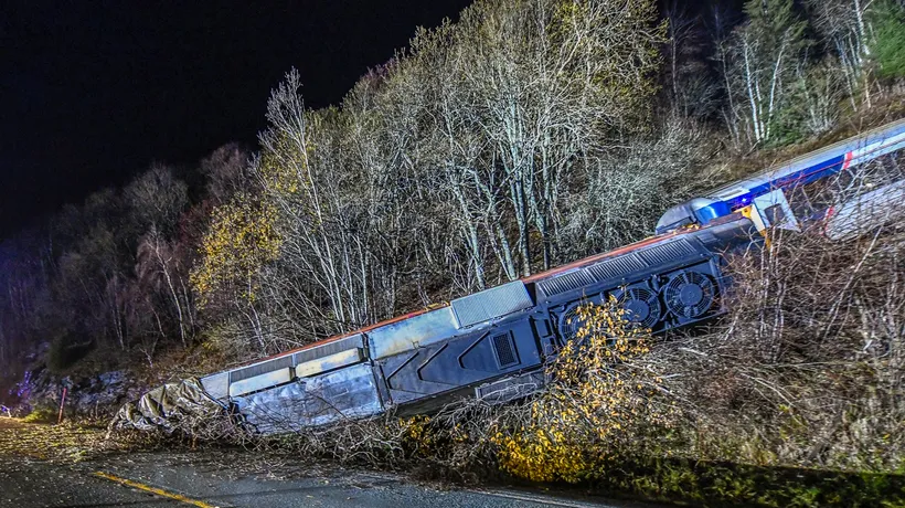 Un tren a deraiat în NORVEGIA din cauza unei alunecări de teren