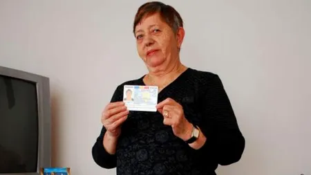 Femeia din imagine are un nume unic în țara noastră. Cum au ajuns părinții ei să-i faca una ca asta