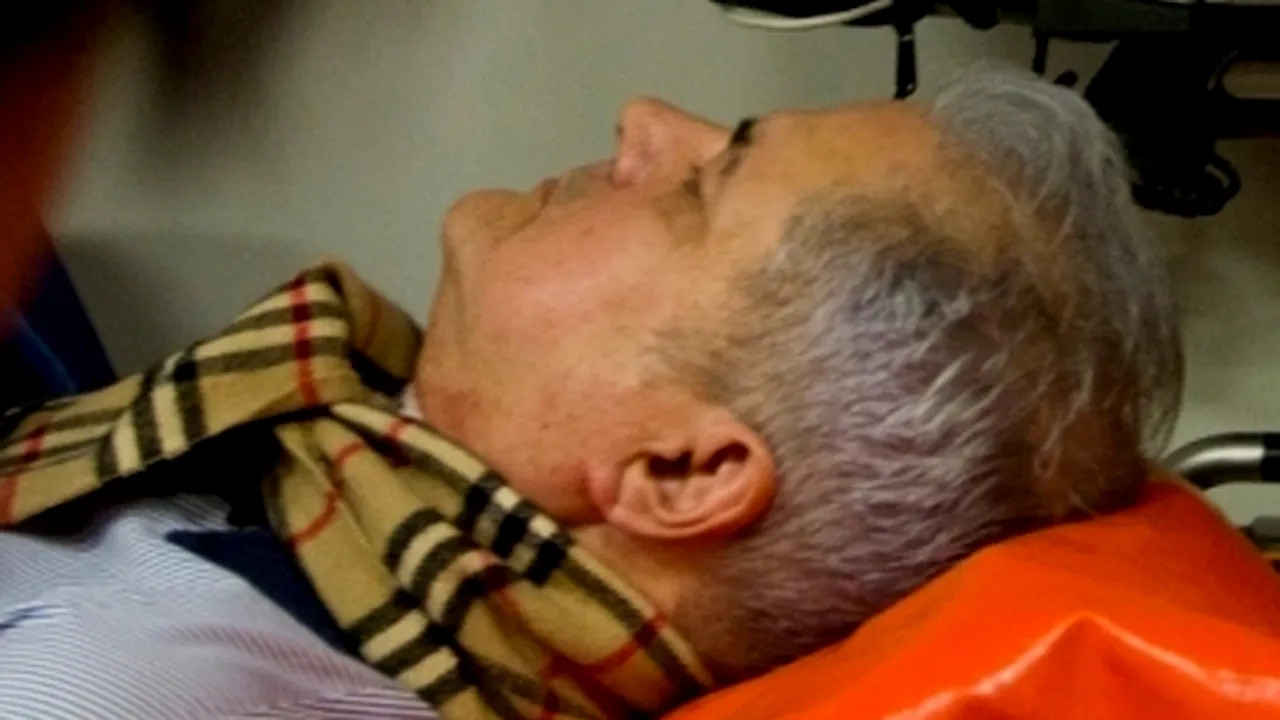 Adrian Năstase, o nouă postare pe blog. Ce spune despre ofițerii veniți să pună în executare mandatul