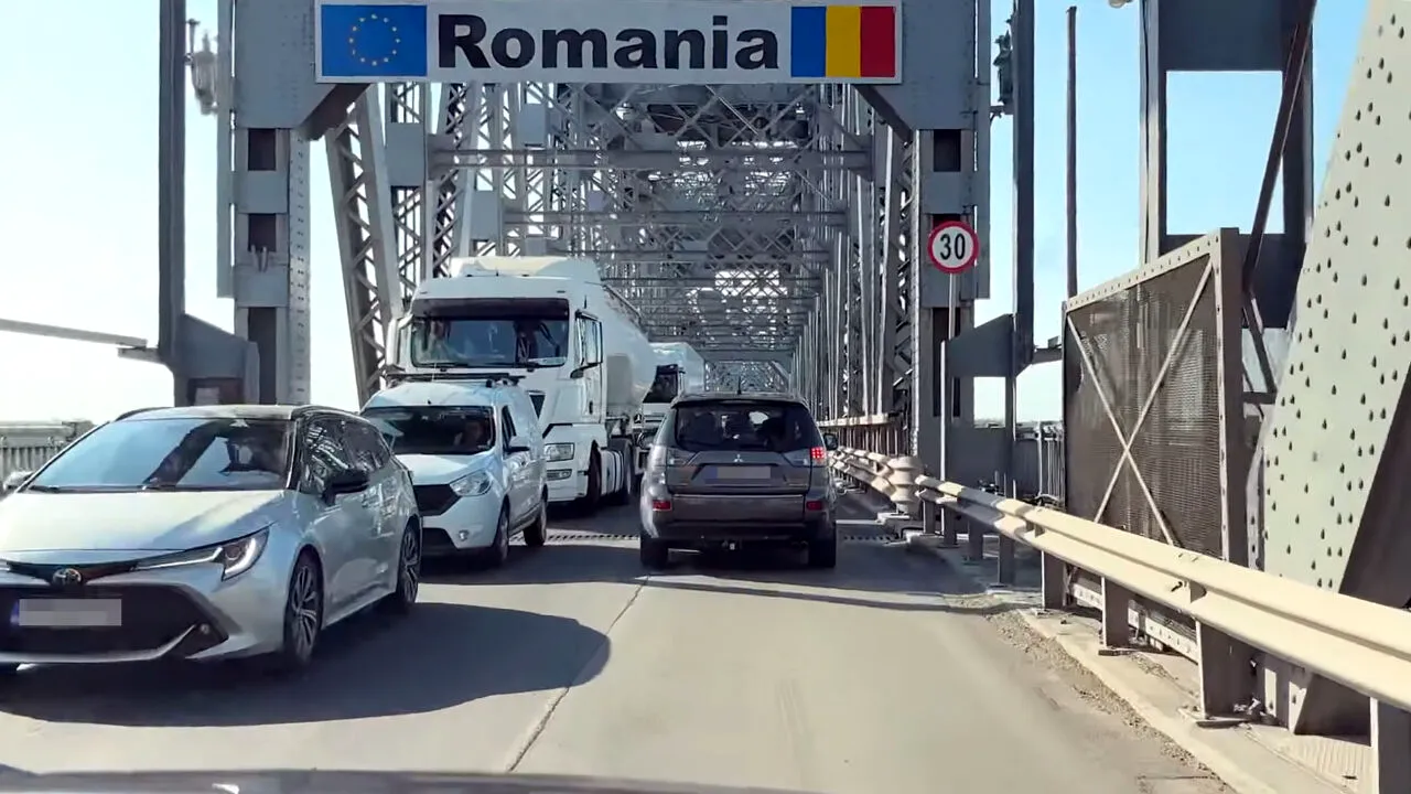 Restricție de circulație pe Podul Prieteniei, vineri, 1 Mai 2026. Are loc un tur ciclist la Giurgiu-Ruse, cu aproximativ 300 de biciclişti