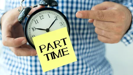 Doi senatori USR propun scăderea contribuțiilor sociale și de sănătate pentru angajații part-time