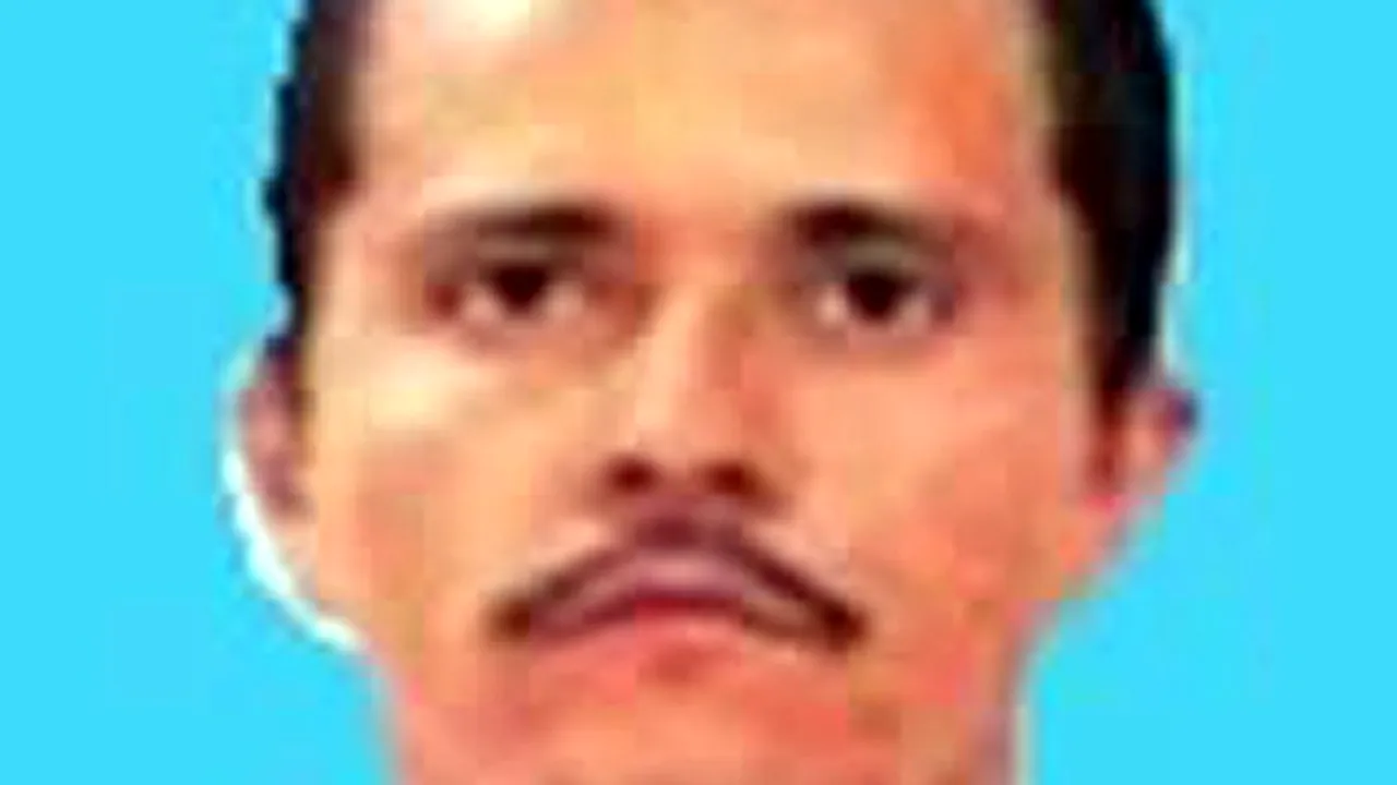 Noul EL CHAPO este un FOST POLIȚIST, care a devenit miliardar. EL MENCHO deține puterea absolută și pune la cale cele mai grotești EXECUȚII