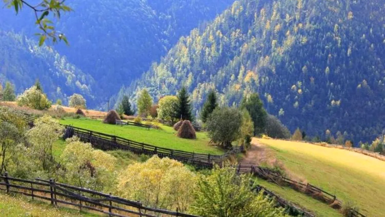 Locul superb din România pe care nu îl știu mulți! Unde se află satul care ”atinge” cerul