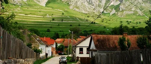 Un sat din România este considerat unic în lume. Localitatea cu un patrimoniu arhitectural extraordinar