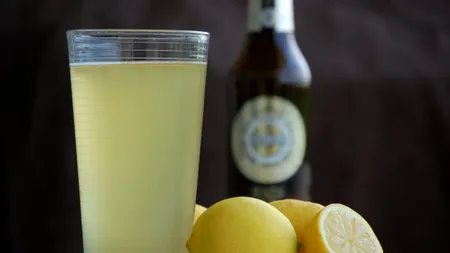 Bere cu arome de fructe? Ce conține această băutură
