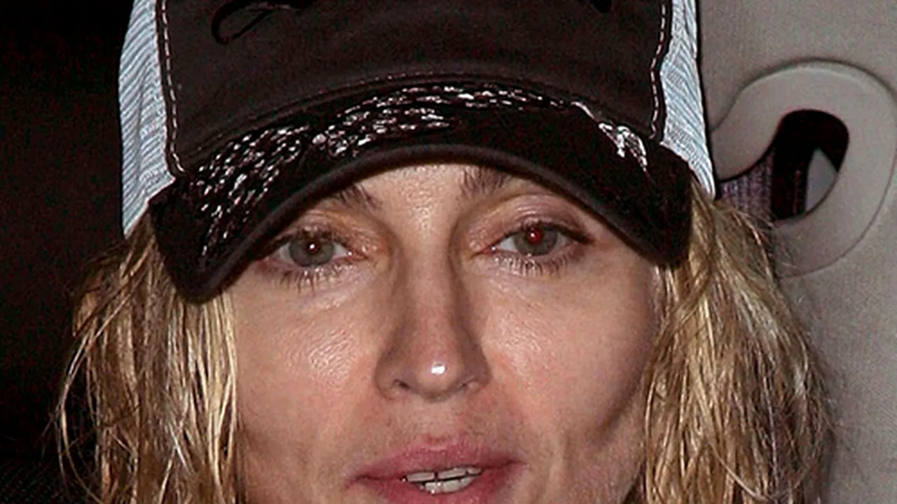 Vedete fără machiaj - cât de mari sunt 