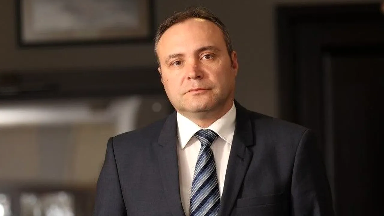 Analistul Dumitru Chisăliță ridică o întrebare: De ce prețurile energiei astăzi sunt mai mici decât contractele de mâine? „Criză energetică sau criză fabricată”